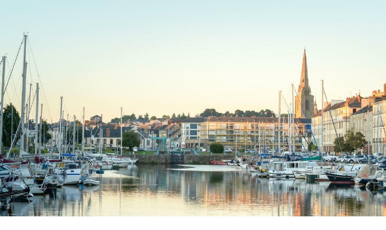 Spacieux T3 Lumineux Dans Quartier Historique Avec Wifi Redon Eksteriør bilde