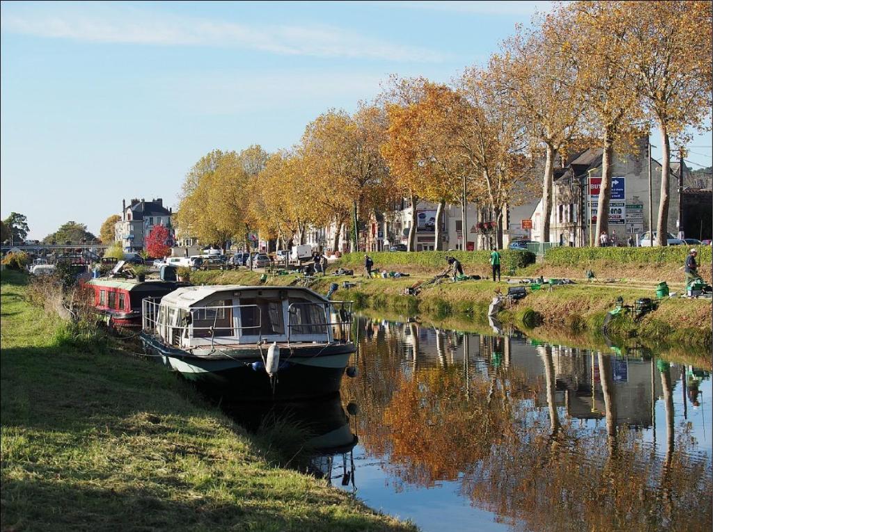 Spacieux T3 Lumineux Dans Quartier Historique Avec Wifi Redon Eksteriør bilde